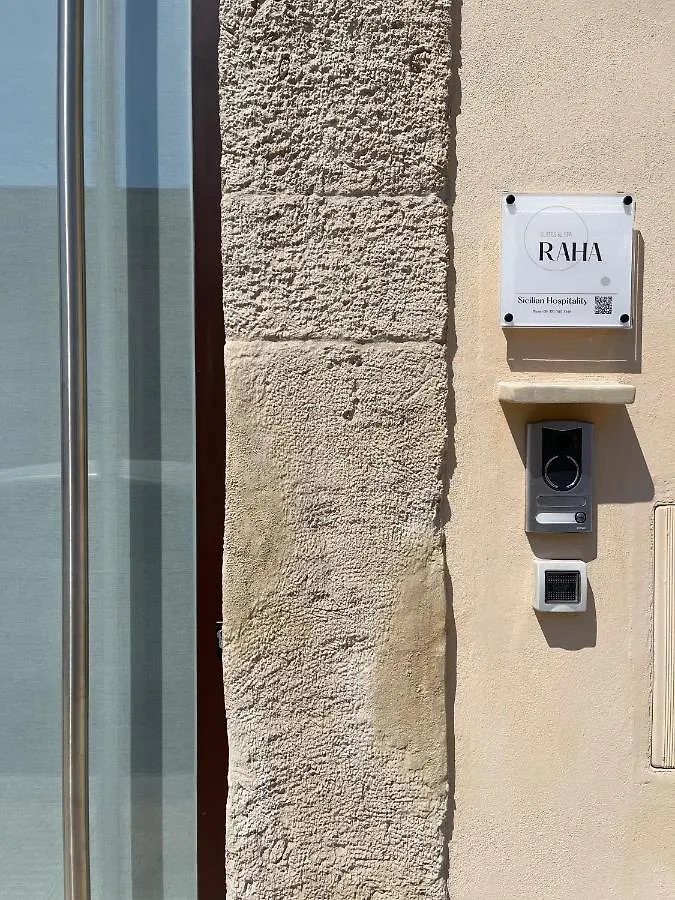 Raha Suites Syracuse Italy