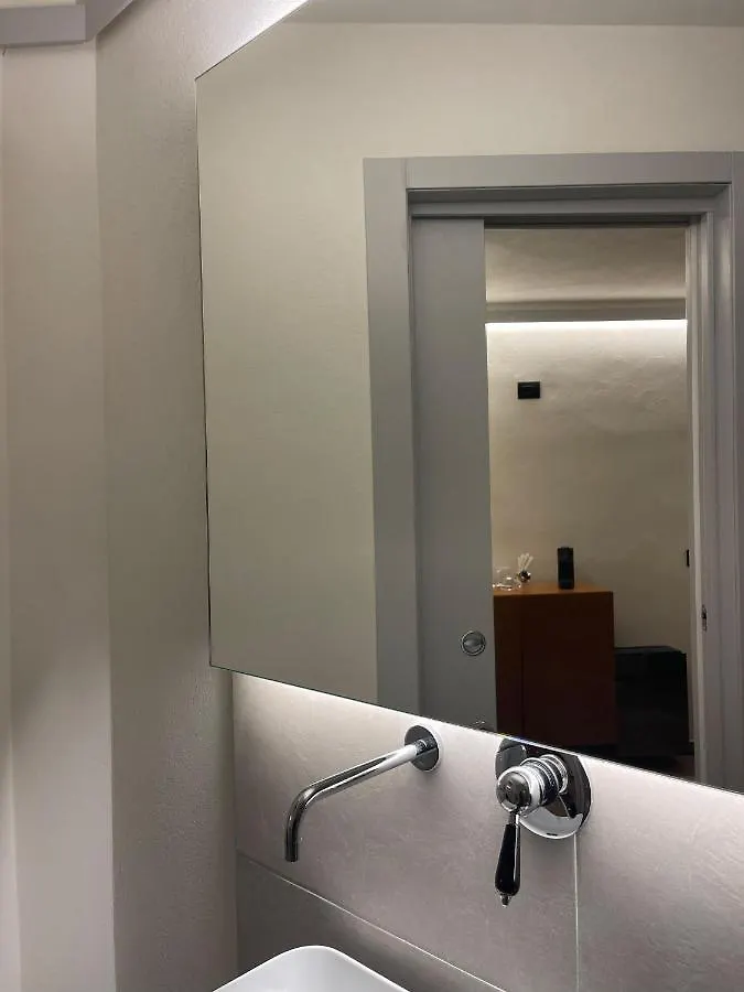 Raha Suites Syrakuzy Włochy
